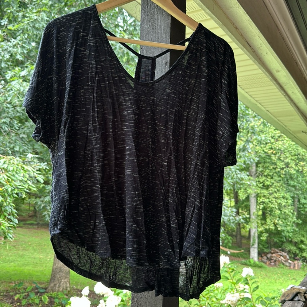 Black workout tshirt